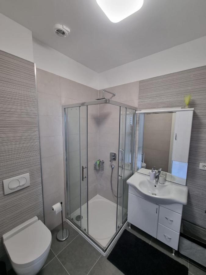 Apartmani Toni Drniš Екстериор снимка