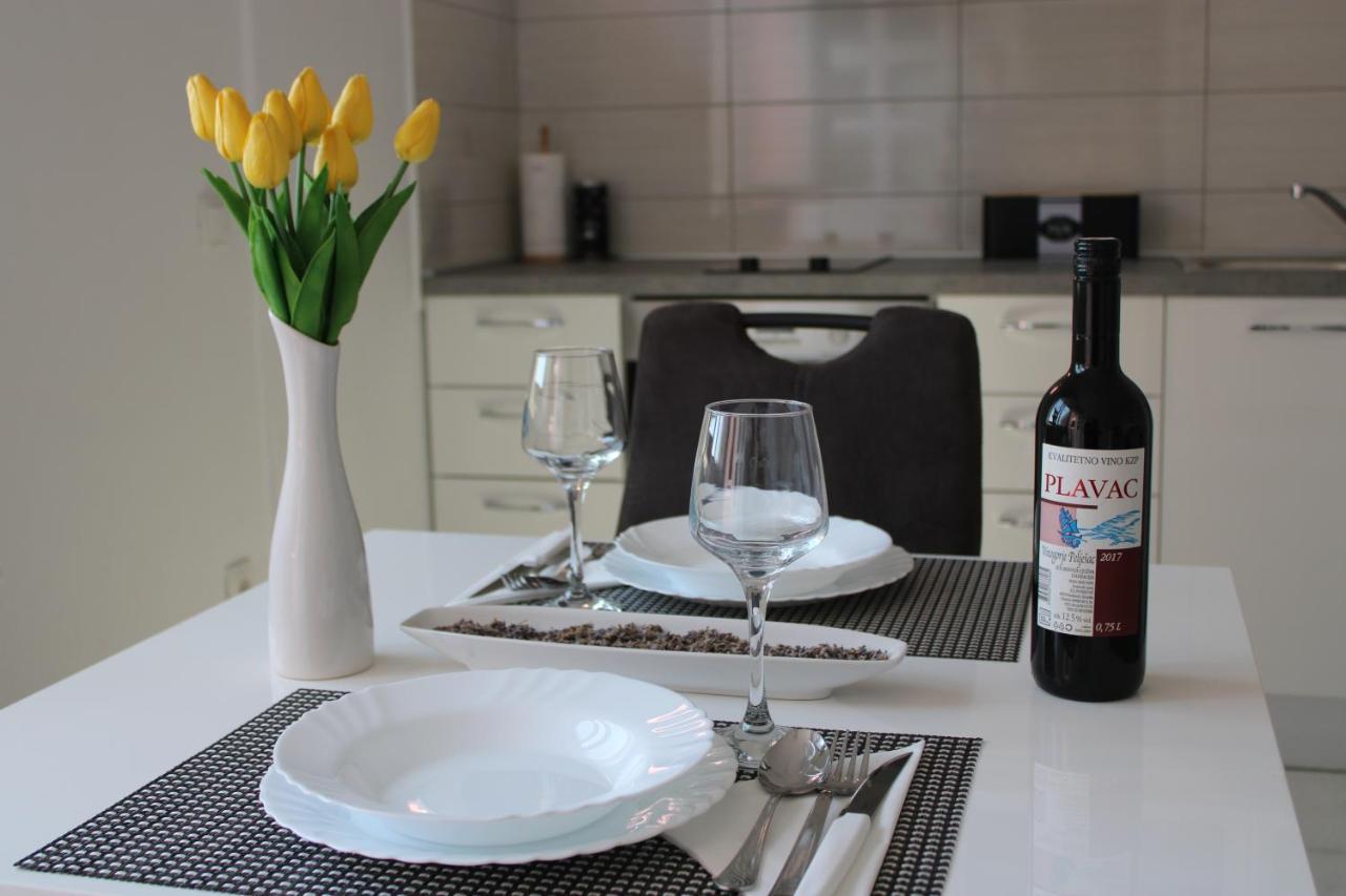 Apartmani Toni Drniš Екстериор снимка